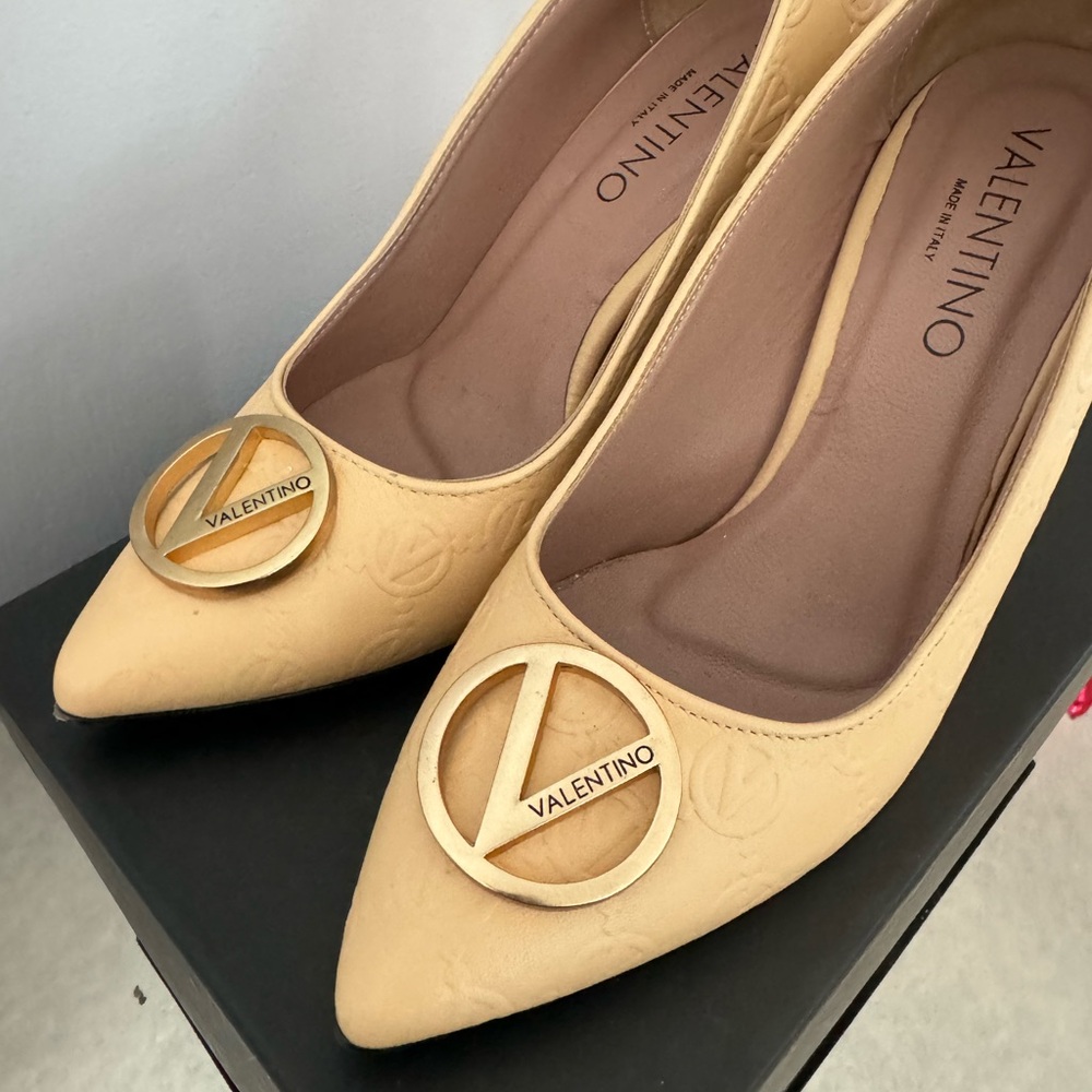 Valentino Heels - ONLY TODAY Discounted - Picture 13 of 13